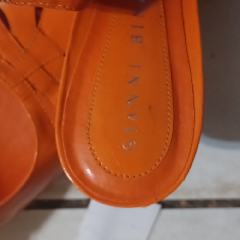 Shoes - Picture 4 of 4